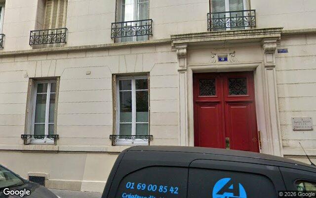 Façade : 8 rue de Reims, Paris