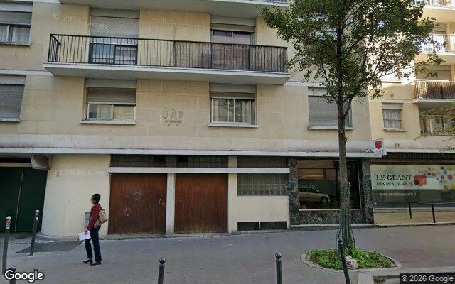 Façade : 11 rue Vergniaud, Paris