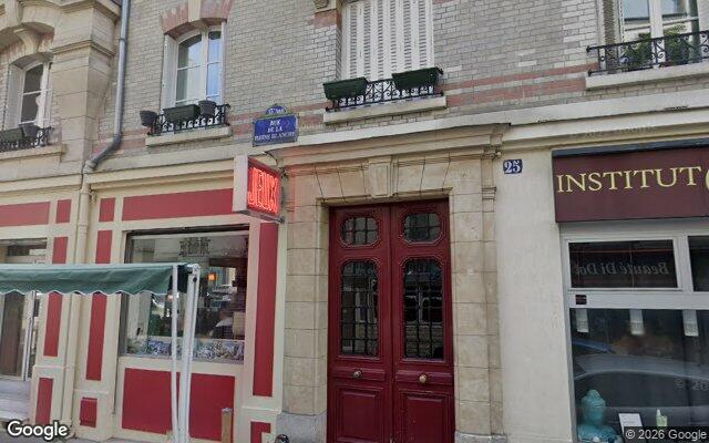 Façade : 25 rue de la Reine Blanche, Paris