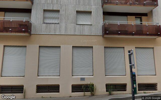 Façade : 16 rue Pirandello, Paris