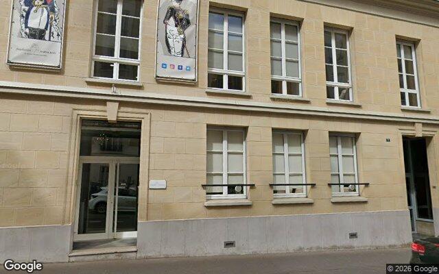 Façade : 7 rue Geoffroy-Saint-Hilaire, Paris