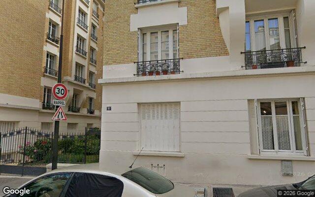 Façade : 6 rue Geoffroy-Saint-Hilaire, Paris