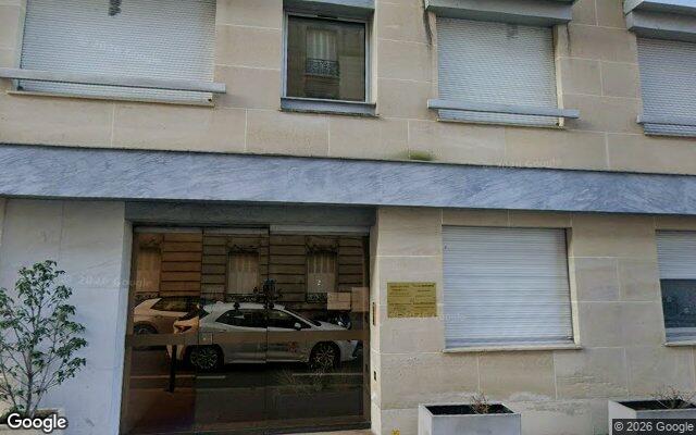 Façade : 2 rue Ferdinand Fabre, Paris