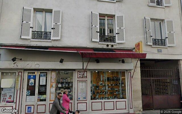 Façade : 205 rue de Charenton, Paris