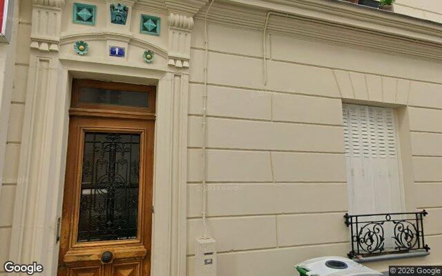 Façade : 1 rue Victor Chevreuil, Paris