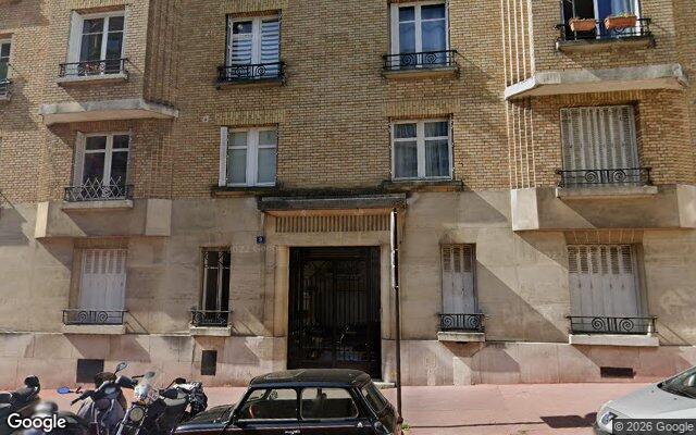 Façade : 9 rue Victorien Sardou, Paris