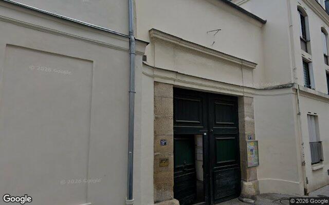 Façade : 19B rue Tournefort, Paris