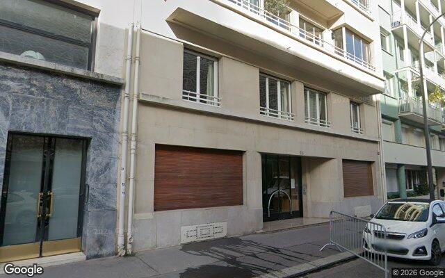 Façade : 22 rue Nungesser et Coli, Paris