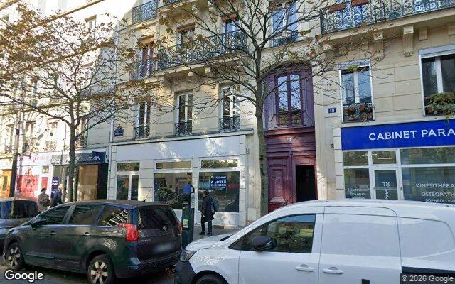 Façade : 18 rue Crozatier, Paris