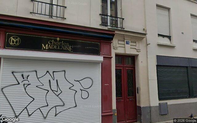 Façade : 38 rue de la Voûte, Paris