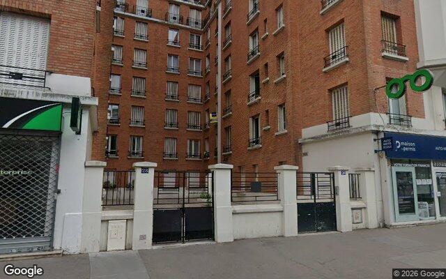 Façade : 28 cours de Vincennes, Paris