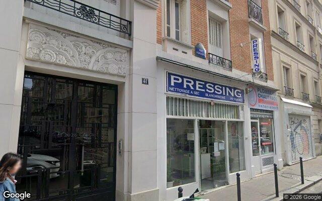 Façade : 41 rue Fondary, Paris