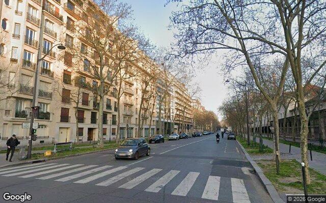 Façade : 16 -18 Av de Lowendal, Paris