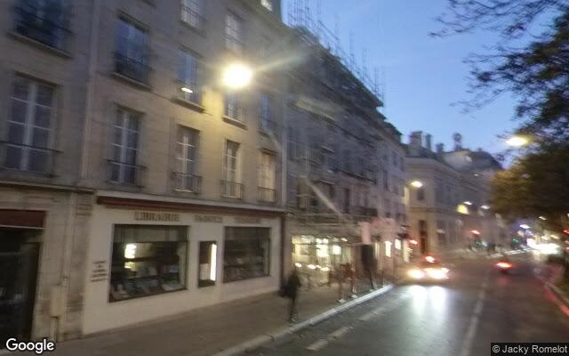 Façade : 82 rue Bonaparte, Paris