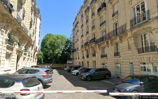 Façade : 6 Vla George Sand, Paris