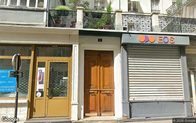 Façade : 1 rue Jacques Coeur, Paris