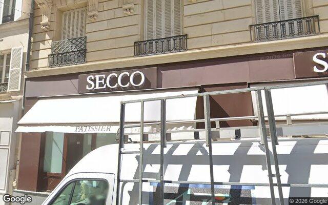 Façade : 2 rue Guisarde, Paris