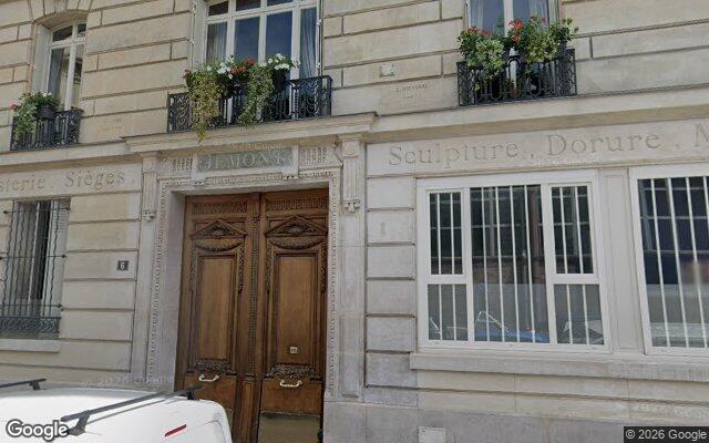 Façade : 6 rue Gobert, Paris