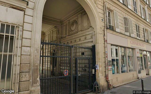 Façade : 28 rue Sedaine, Paris