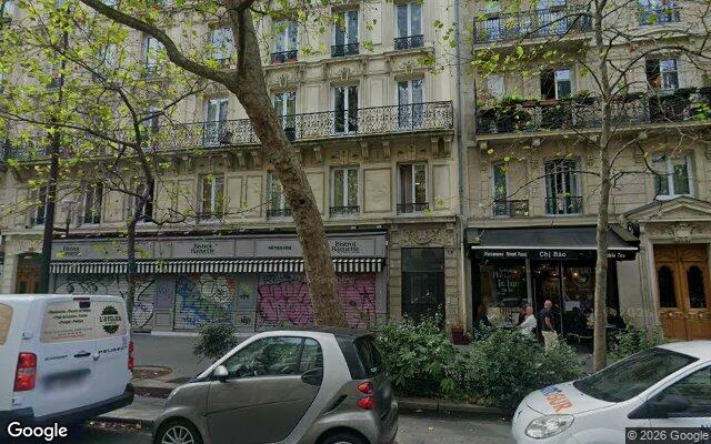 Façade : 104T boulevard Voltaire, Paris