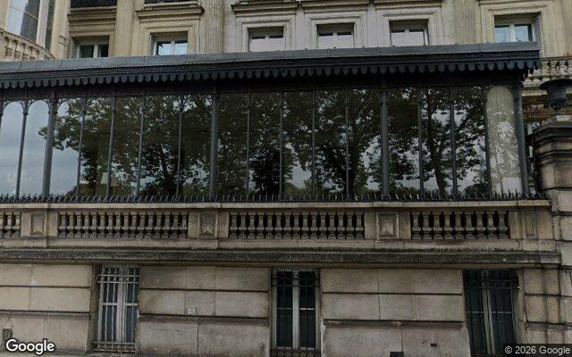 Façade : 11 quai Anatole France, Paris
