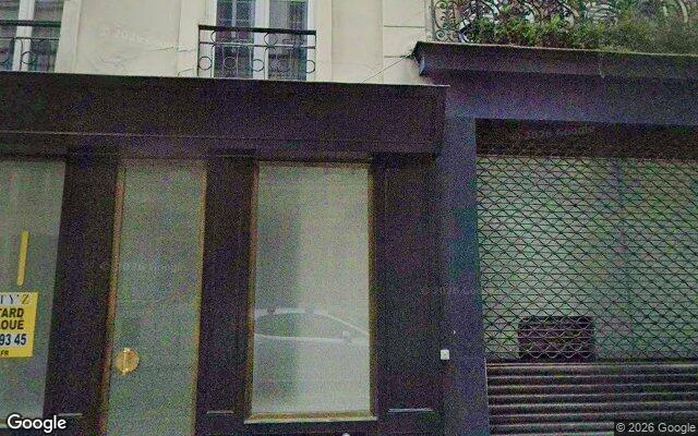 Façade : 23 rue Jean-Jacques Rousseau, Paris