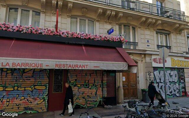 Façade : 7 rue Beaurepaire, Paris
