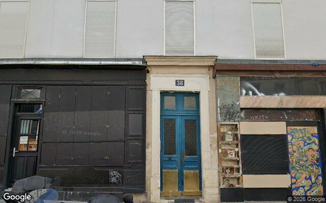 Façade : 38 rue de Sambre-Et-Meuse, Paris