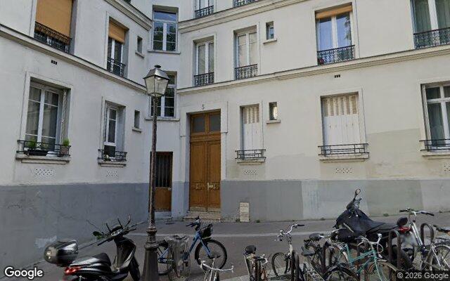 Façade : 5 square Bolivar, Paris