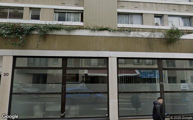 Façade : 22 rue Vicq d'Azir, Paris