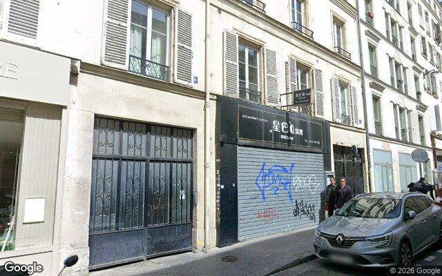 Façade : 20 rue Lamartine, Paris