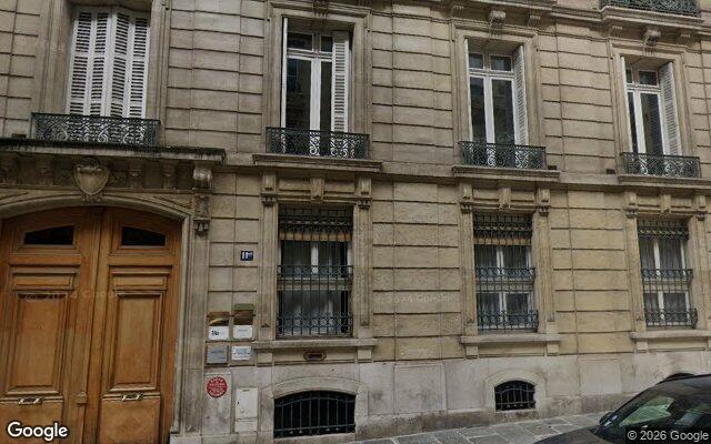 Façade : 11B rue Portalis, Paris