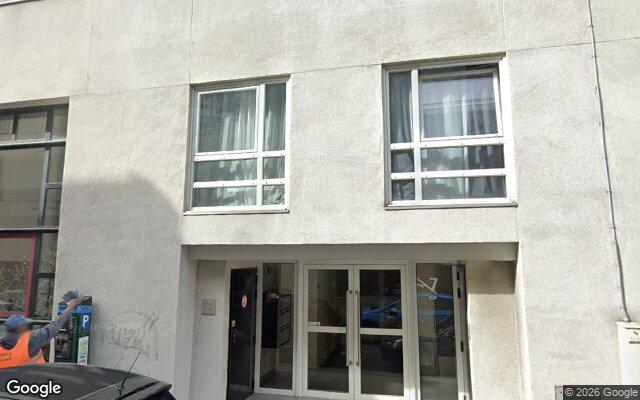 Façade : 7 rue Hassard, Paris