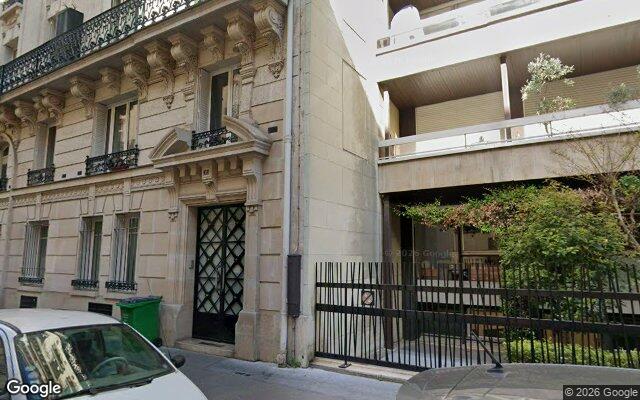 Façade : 33 -35 R de Chazelles, Paris