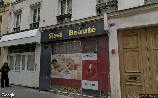 Façade : 13 rue Duperré, Paris