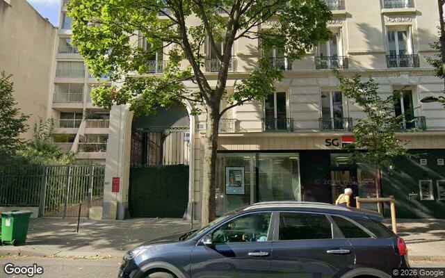 Façade : 235 rue du Faubourg Saint-Martin, Paris