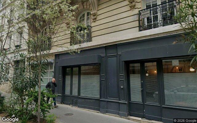 Façade : 10 rue du Delta, Paris