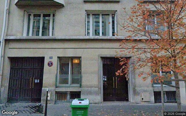 Façade : 38 boulevard Gouvion-Saint-Cyr, Paris