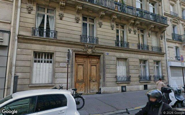 Façade : 92 rue Jouffroy d'Abbans, Paris