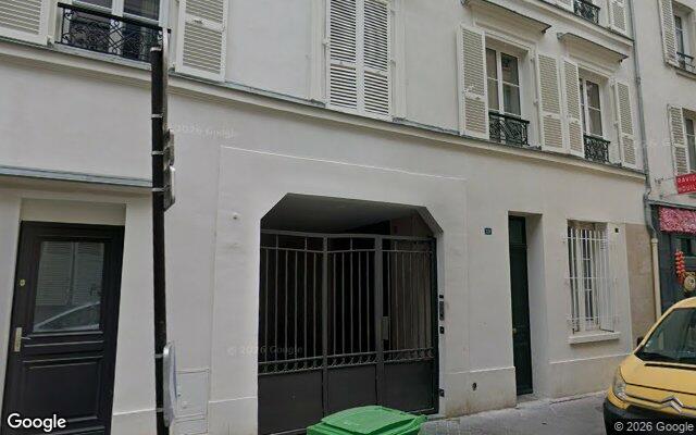 Façade : 13 rue Dulong, Paris