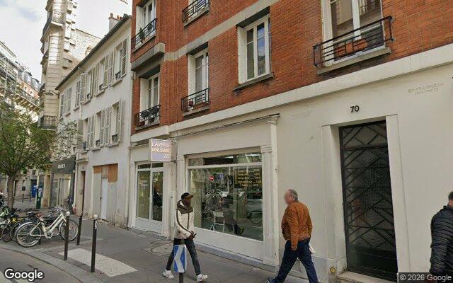 Façade : 70 rue de Saussure, Paris
