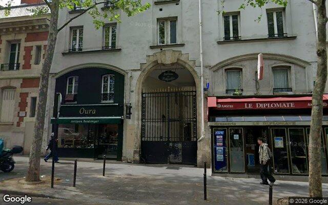 Façade : 25 avenue de Saint-Ouen, Paris
