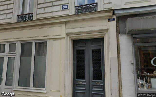 Façade : 90 rue des Moines, Paris