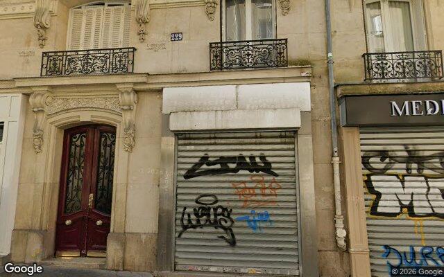 Façade : 229 rue Marcadet, Paris