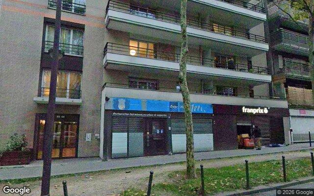 Façade : 44 avenue de la Porte des Poissonniers, Paris